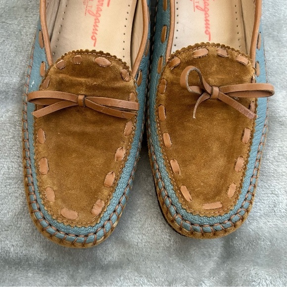 Salvatore Ferragamo Women’s Loafers 9.5 Light Brown Light Blue Woven Bow Casual - Picture 13 of 15
